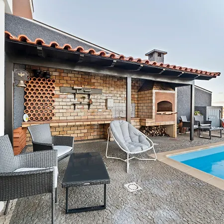 Gasthuis Sao Lourenco (adults Only)